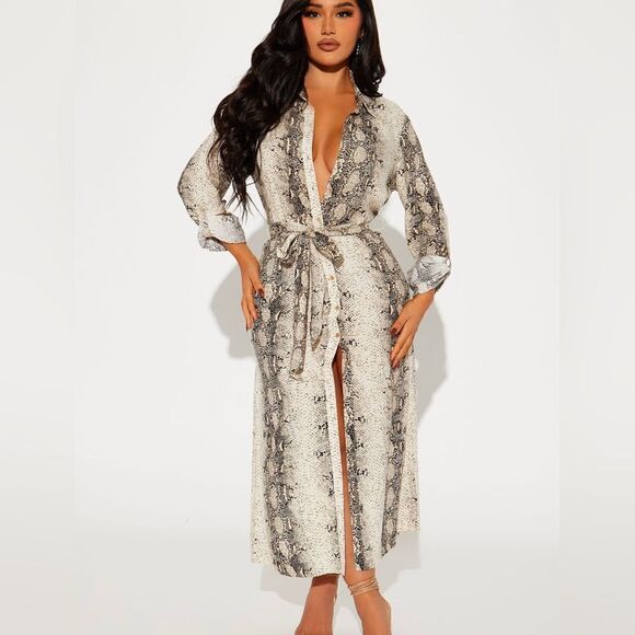 Fashion Nova Dresses & Skirts - Fashion Nova Midi Shirt Dress